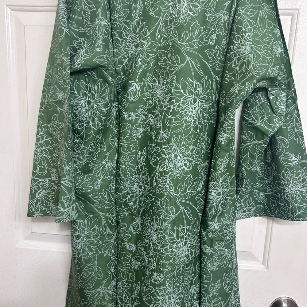 Elegant Green Floral Long Sleeve Dress